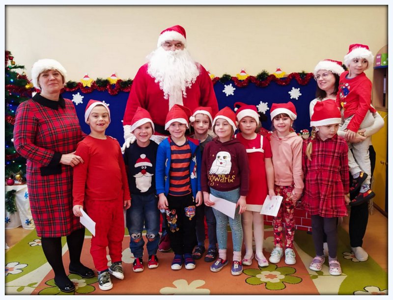 Wizyta Św. Mikołaja 7 grudnia w grupie Myszki